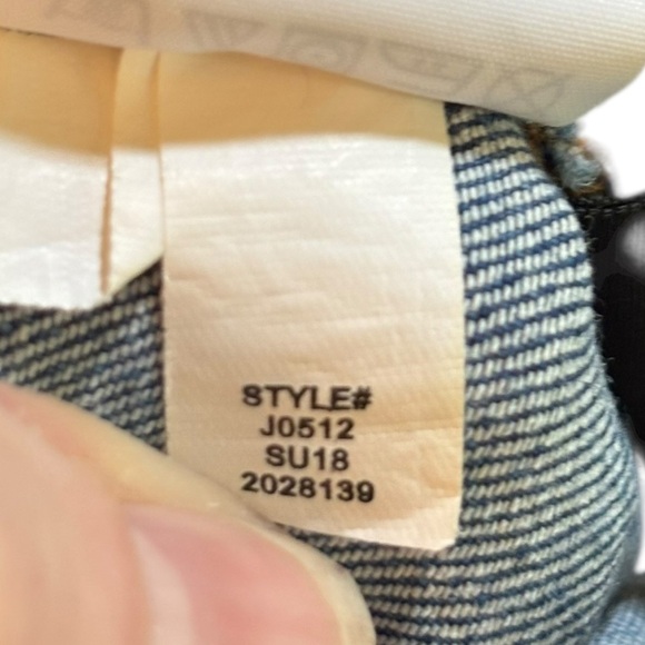 EUC Madewell Women’s High-rise Demi-Boot Distressed Crop Jeans – Sz 26 - Picture 15 of 16